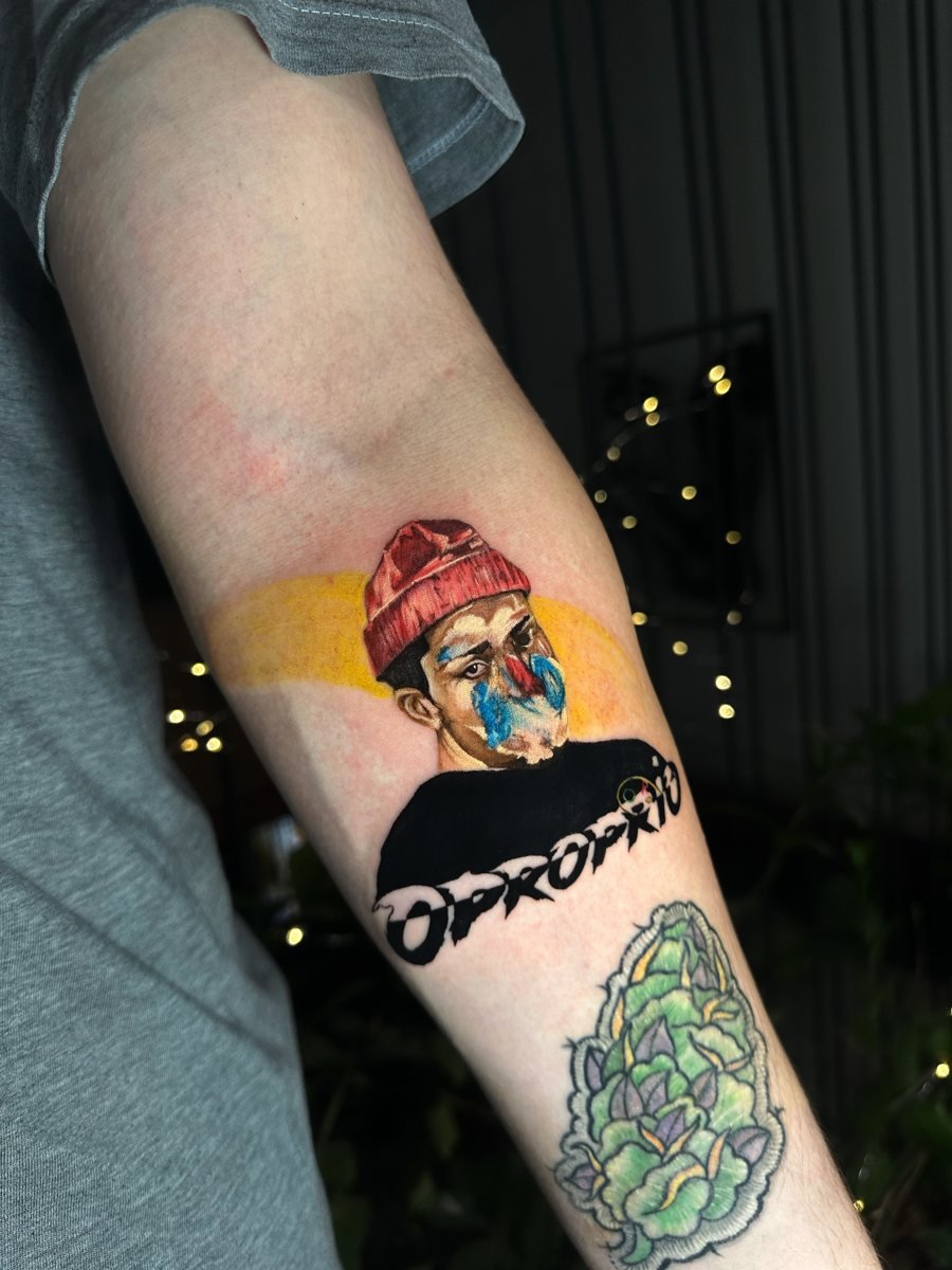 Tatuagem de retrato colorido